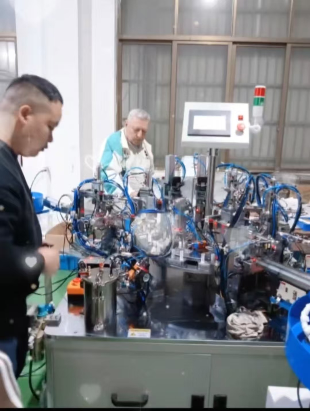 Des clients égyptiens viennent visiter notre usine